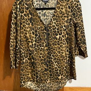 Express animal print V neck top Size small